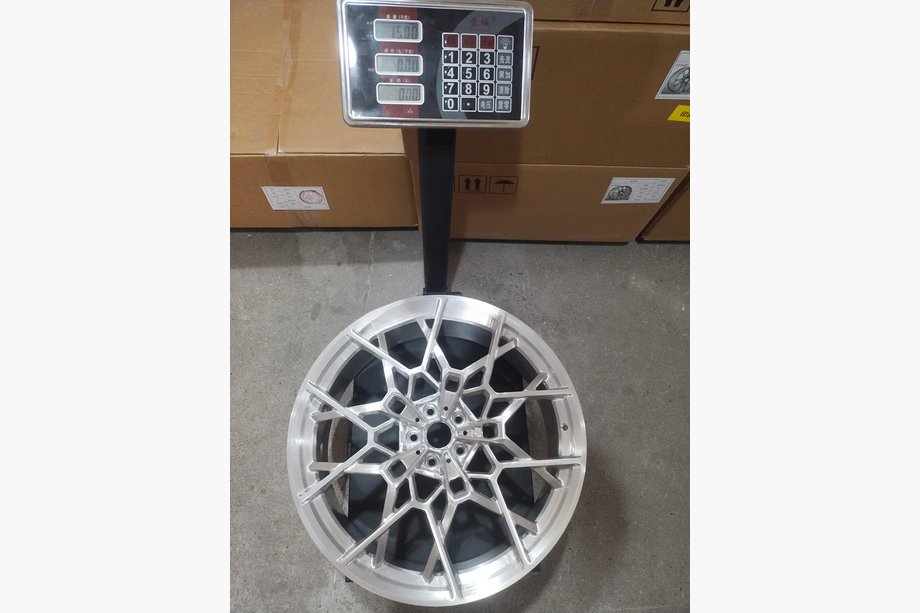 BMW 7 Series G70/G71 2022- Jante forjate OEM R22 V2 (set 4 buc) Foto 10