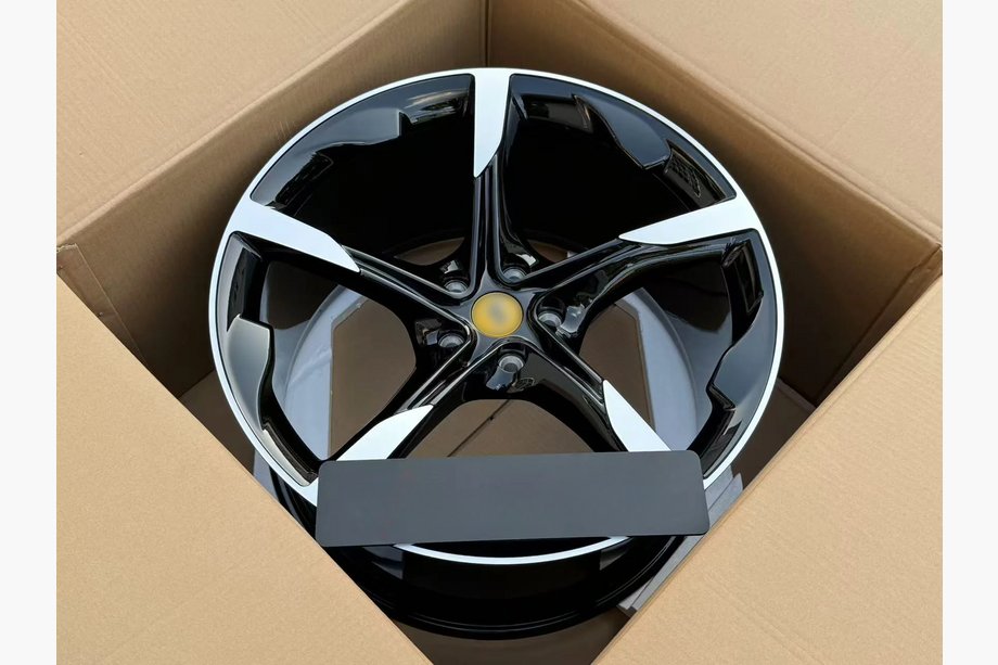 Ferrari 488 GTB 2015-2019 Jante forjate OEM R21 (set 4 buc) Foto 2