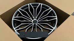 Lamborghini Urus 2018- Jante forjate OEM R23 V10 (Set 4 buc) foto 6