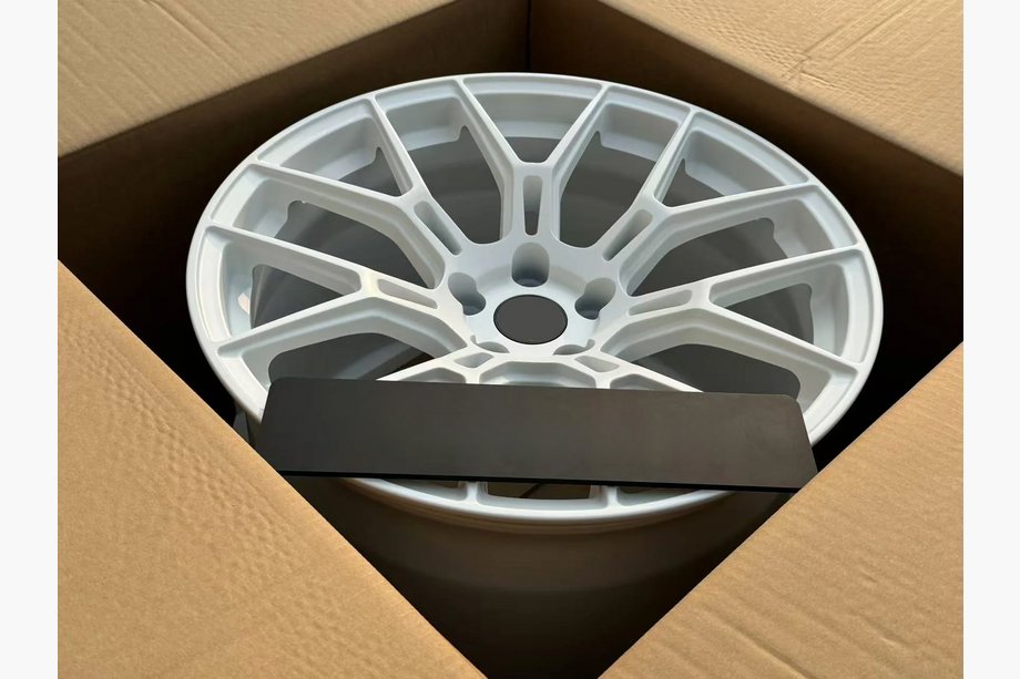 Lamborghini Huracan 2014- Jante forjate OEM R19 V2 (Set 4 buc) Foto 6