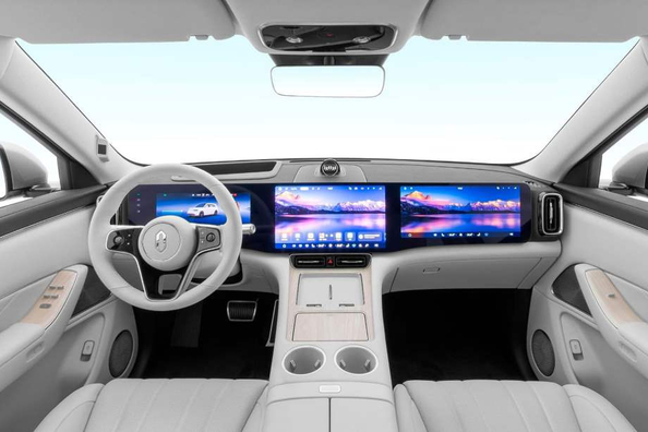Prezentare versiune electrica SUV AITO M8 Fotografie 6