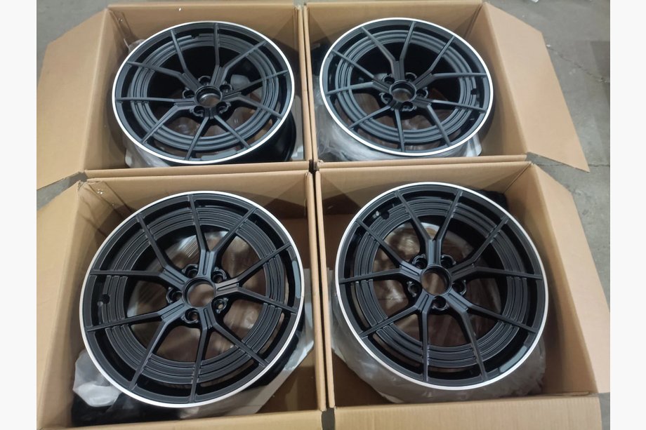 Mercedes E-class W214 2023- Jante forjate OEM R19 (Set 4 buc) Foto 7