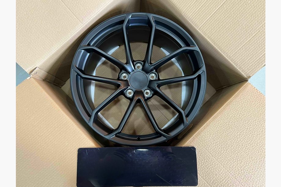 Porsche Panamera 2016-2023 Jante forjate OEM R20 (Set 4 buc) Image