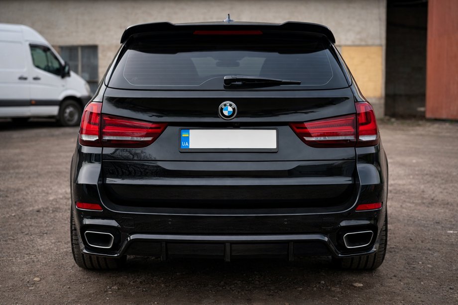BMW X5 F15 2013-2018 Spoiler Black Warrior Foto 1