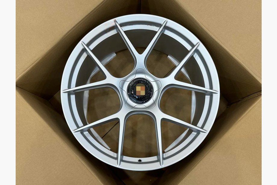 Porsche 911 (992) 2018– Jante forjate OEM R20 R21 V39 (Set 4 buc) Image