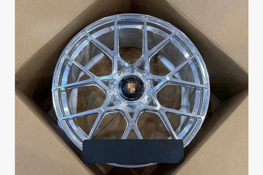 Porsche 911 (992) 2018– Jante forjate OEM R20 R21 V40 (Set 4 buc) Image
