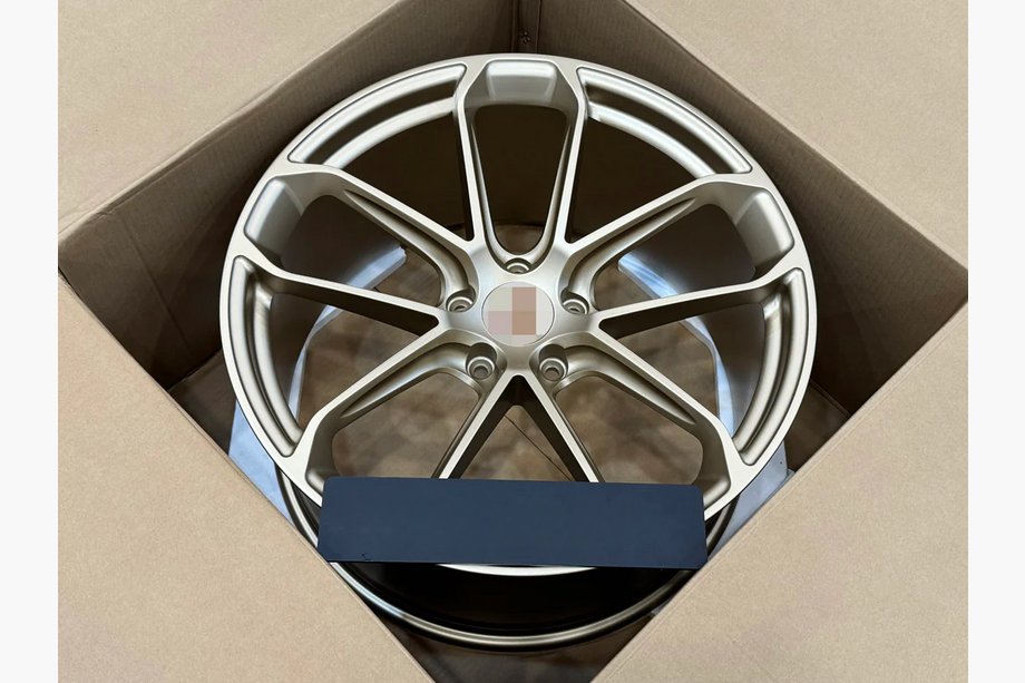 Porsche Cayenne 2018- Jante forjate OEM R22 V10 (Set 4 buc) Foto 2