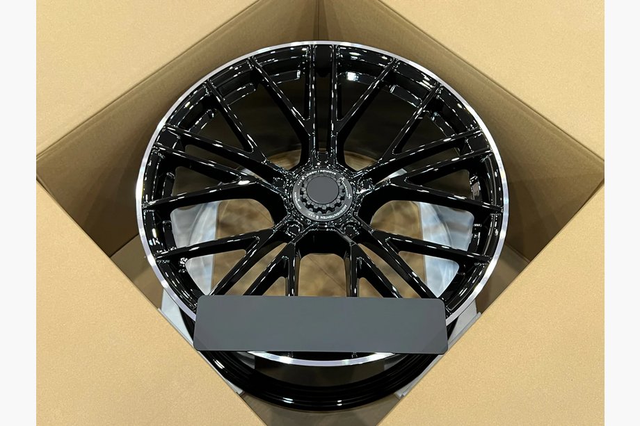 Porsche Panamera 2023– Jante forjate OEM R21 V1 (Set 4 buc) Foto 4