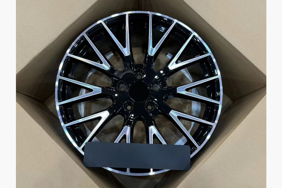 Porsche Panamera 2023– Jante forjate OEM R21 V4 (set 4 buc) Foto 1