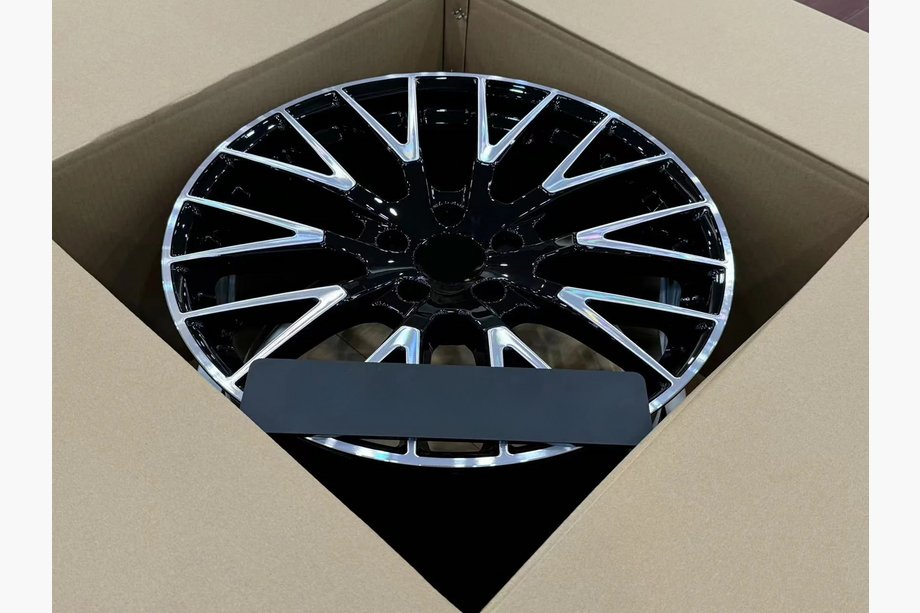 Porsche Panamera 2023– Jante forjate OEM R21 V4 (set 4 buc) Foto 4