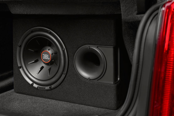 Subwoofer auto: avantaje, dezavantaje si daca merita instalat Fotografie 1