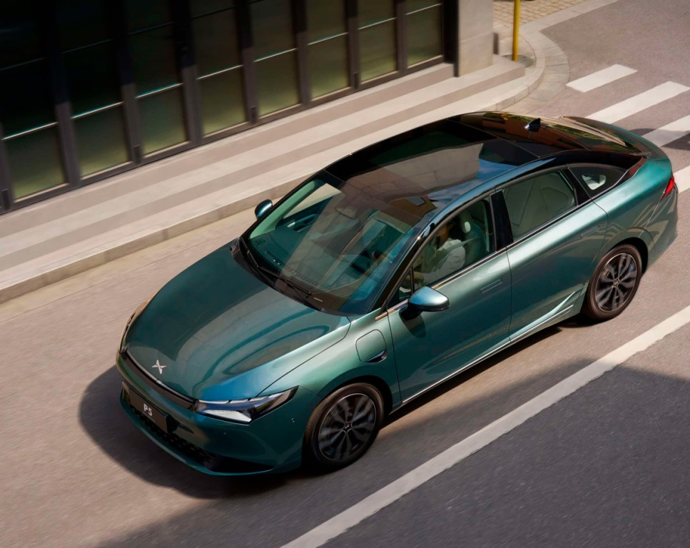 Review Xpeng P5: sedan electric compact pentru orasul dinamic