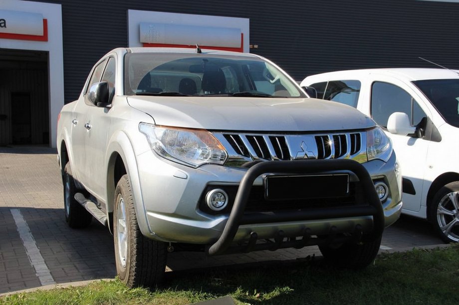 Mitsubishi L200 2015-2024 Bullbar WT003 Negru Inox Foto 4
