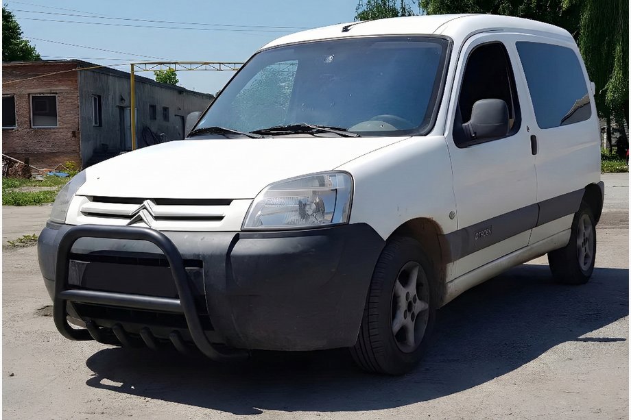 Peugeot Partner 1996-2008 Bullbar WT003 Negru Inox Image