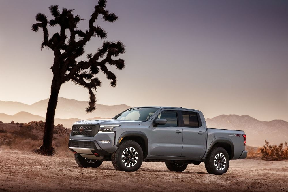 Prezentare Nissan Frontier III Crew Cab: Specificatii tehnice, Echipare, Foto