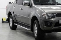 Mitsubishi L200 2006-2015 Praguri Laterale Maydos V1 (2 buc, Aluminiu si Otel Inoxidabil) foto 1