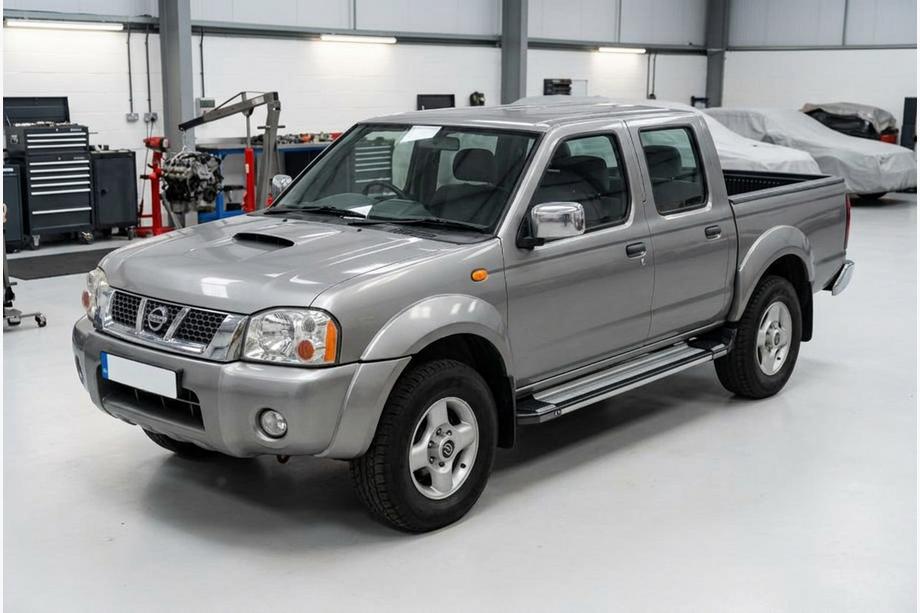 Nissan NP300 1999-2015 Praguri Laterale Rainbow (2 buc, Aluminiu) Image