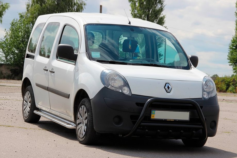 Renault Kangoo 2008–2020 Bullbar WT003 Negru Inox Image