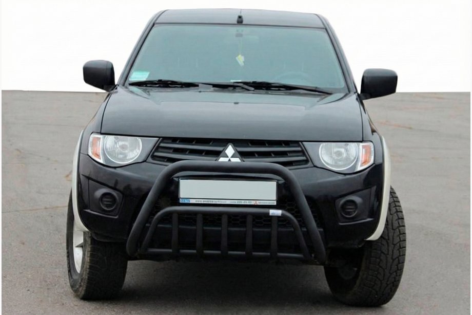 Mitsubishi L200 2006-2015 Bull bar Black (otel inoxidabil) Image