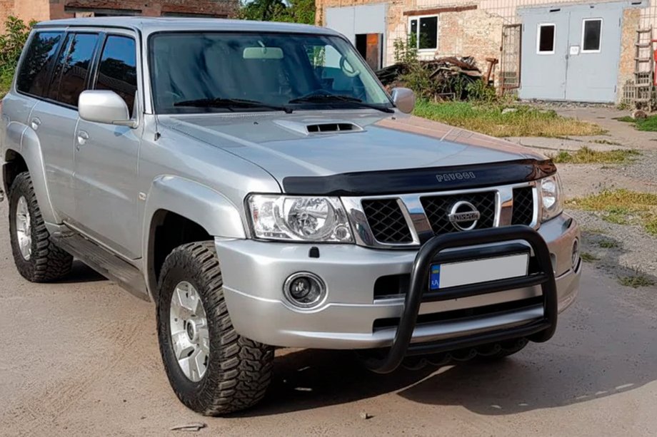 Nissan Patrol Y61 1997-2011 Bullbar QT007 Negru (Otel Inoxidabil) Foto 3