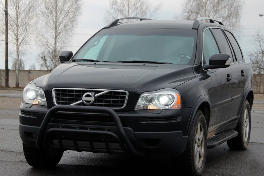 Volvo XC90 2002-2014 Bara Fata WT002 Negru (Otel Inoxidabil) Image