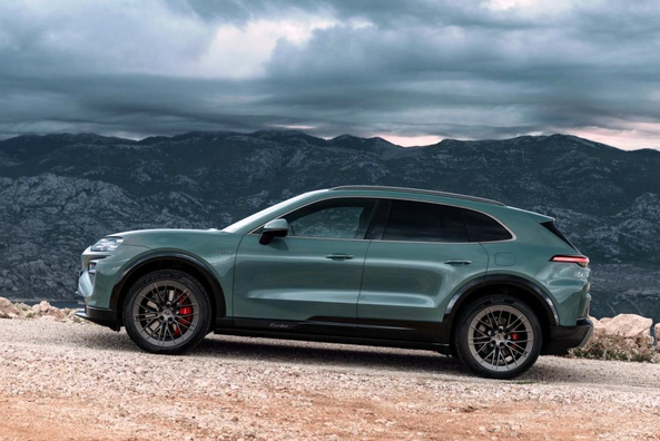 Prezentare Porsche Cayenne Electric 2026: SUV electric cu dinamica exceptionala Fotografie 3