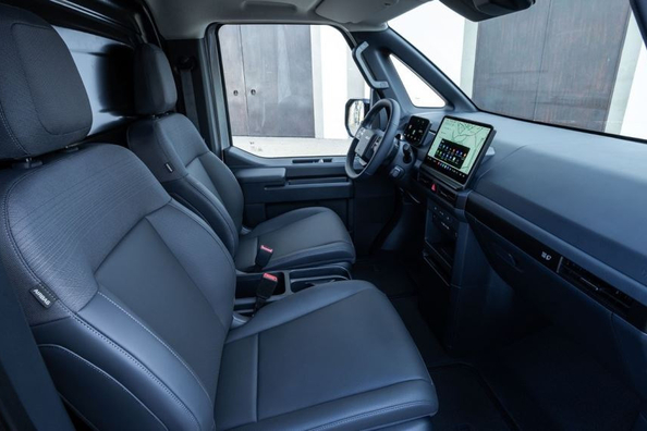 Prezentare Kia PV5 Cargo: Furgon Electric pentru Afaceri Fotografie 5