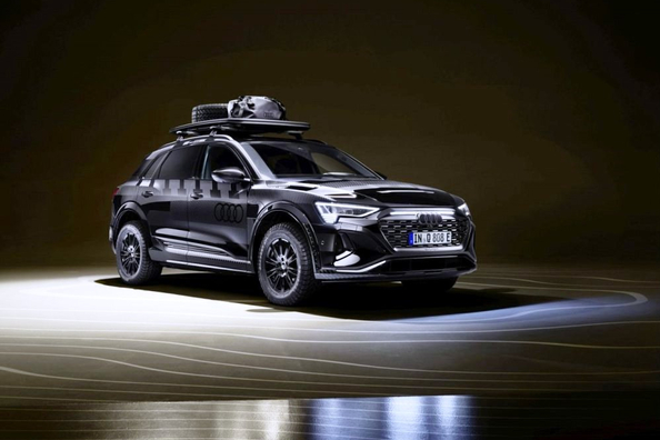 Review Audi Q8 e-tron edition Dakar