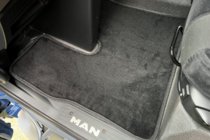 MAN TGX 2020- Covorase textile Premium (Negru) foto 1