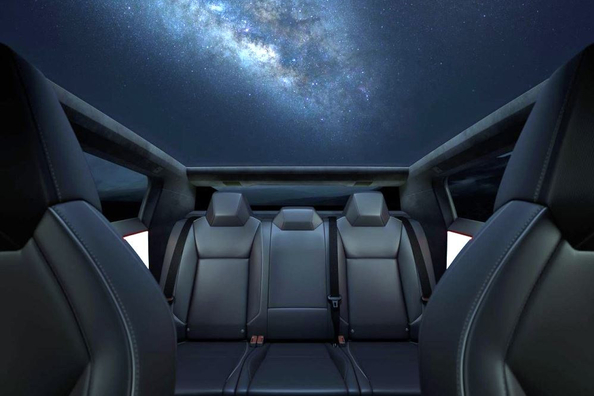Review Tesla Cybertruck: Pickup Electric Futuristic Fotografie 6