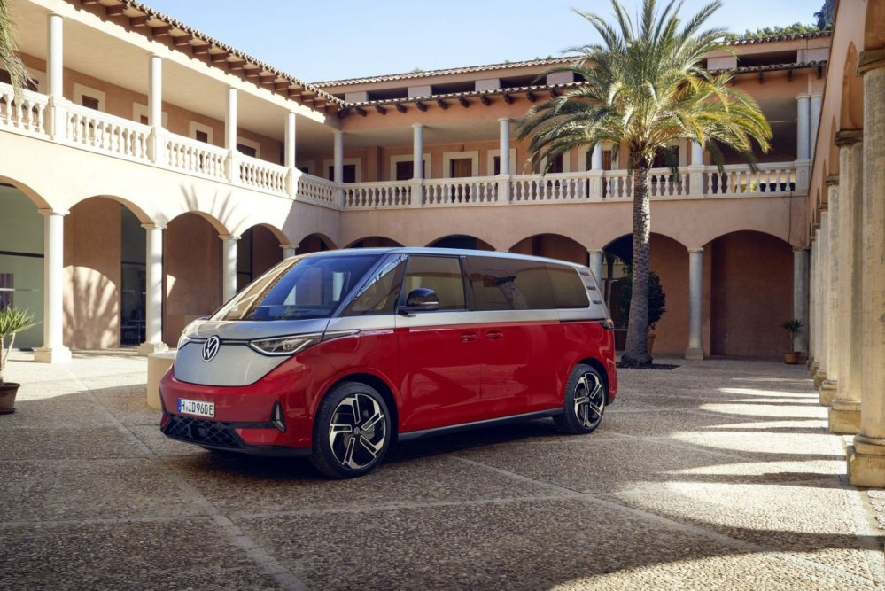 Test Volkswagen ID. Buzz GTX (Long, 91 kWh): Cel mai puternic minivan electric