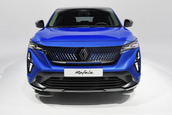 Renault Rafale: testul crossoverului hibrid tip coupe