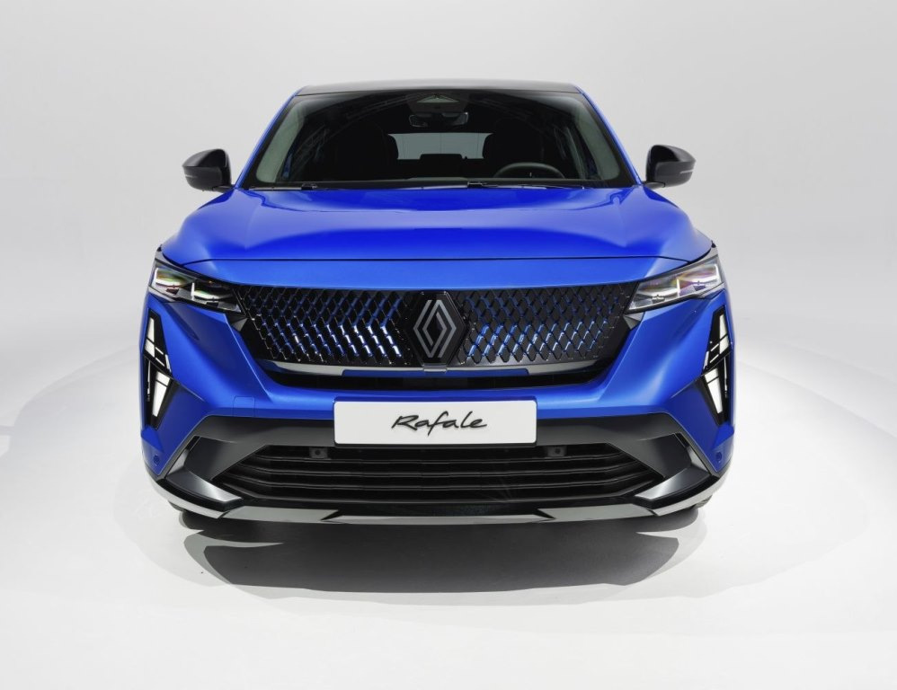 Renault Rafale: testul crossoverului hibrid tip coupe