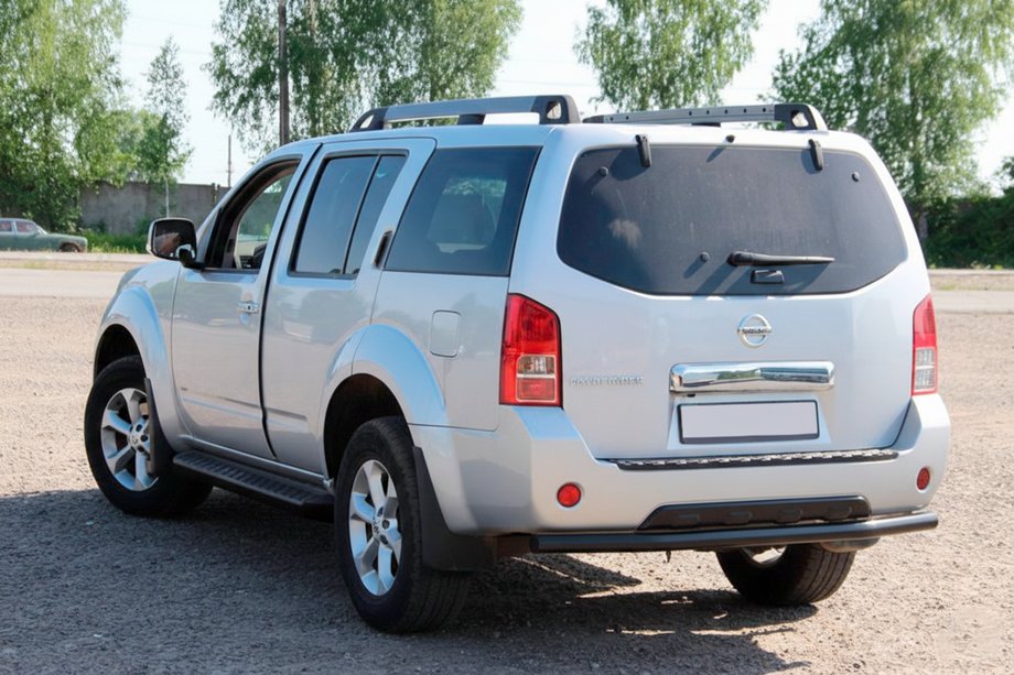 Nissan Pathfinder R51 2005-2014 Bara Spate AK002 Neagra (Otel Inoxidabil) Foto 3