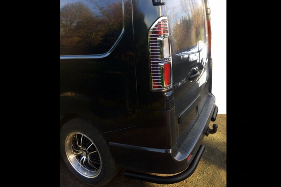 Nissan NV300/Primastar 2016- Colturi spate Black (2 buc, inox) Foto 2