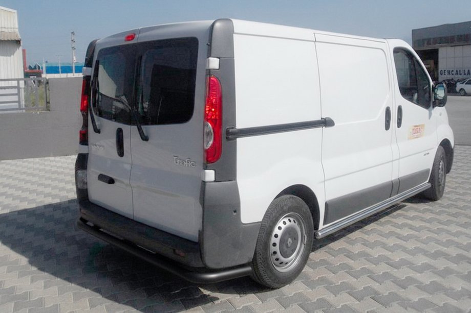 Opel Vivaro 2001–2015 Protectie Spate AK005 Negru (Otel Inoxidabil) Foto 1
