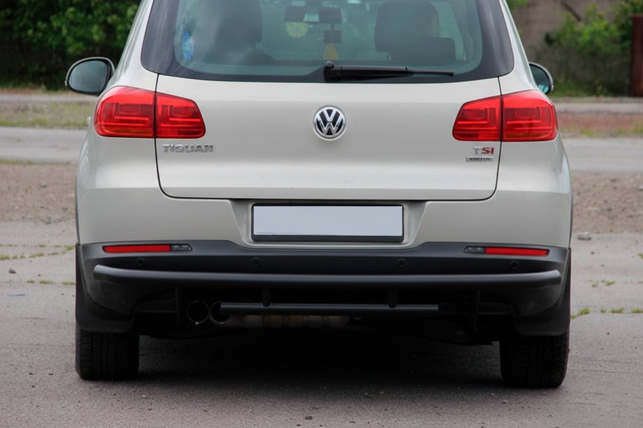 Volkswagen Tiguan 2007-2016 Protectie Spate AK002-2 Negru (Otel Inoxidabil) Foto 2