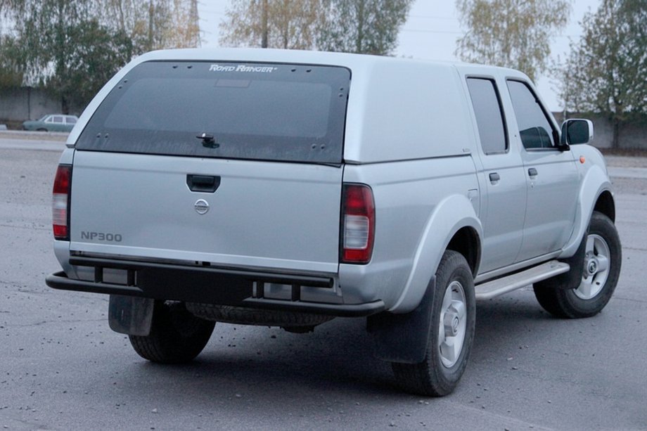 Nissan NP300 1999-2015 Protectie Spate AK004 Negru (Otel Inoxidabil) Foto 3