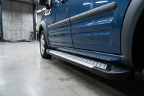 Ford Connect 2002–2006 Praguri laterale tip X5 (2 buc, aluminiu) Maxi Ampatament foto 1