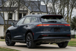 Toyota Crown Signia: Crossover hibrid premium foto 4