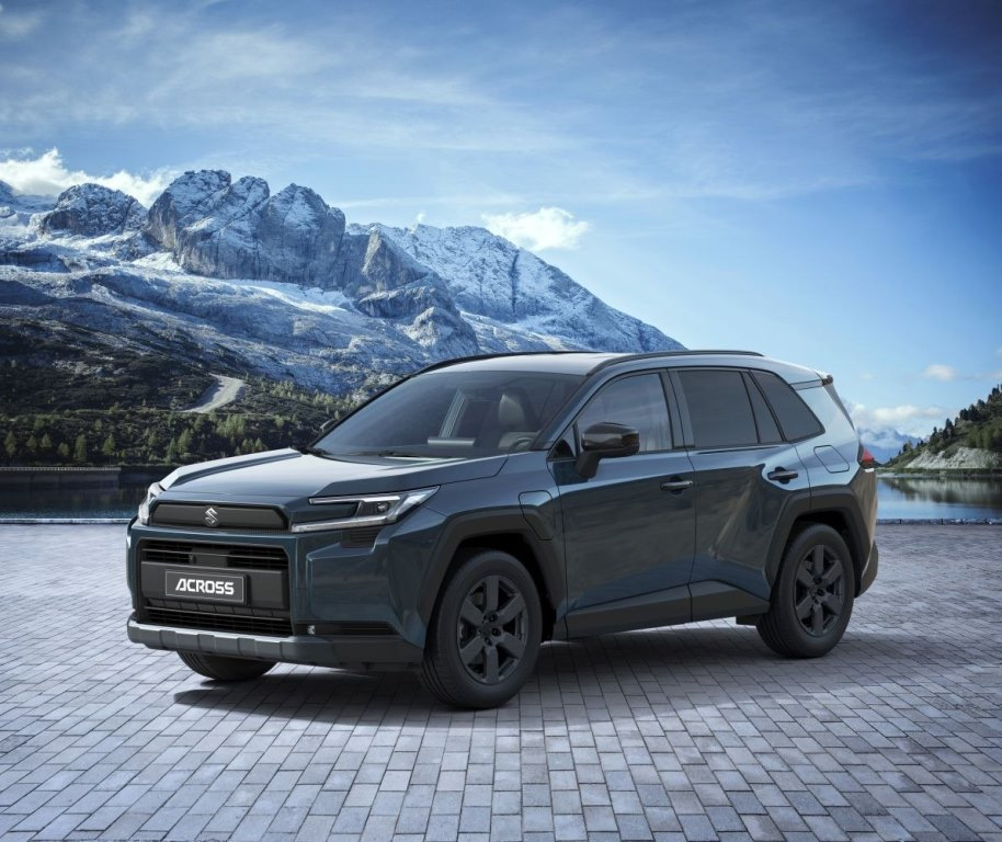 Test Suzuki Across 2026: crossover hibrid plug-in