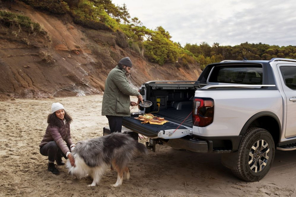 Ford Ranger Plug-in Hybrid (2025): prezentare generala a primului pick-up PHEV al marcii Fotografie 5