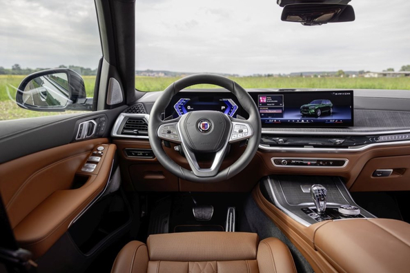 Review al crossoverului ultra-premium Alpina XB7 Manufaktur Fotografie 6