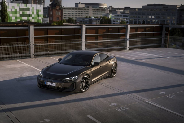 Audi RS e-tron GT 2025 — gran turismo electric de clasa premium Fotografie 1