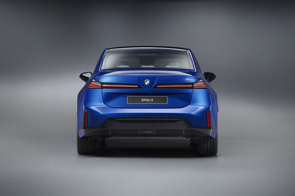 Test BMW i3 2026: noul sedan electric al producatorului german Fotografie 4