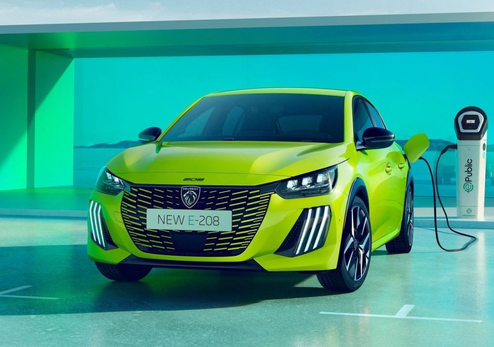 Test Peugeot e-208: specificatii tehnice, echipare, poze