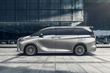 Lexus LM 500h: minivan hibrid de lux pentru transport VIP foto 3