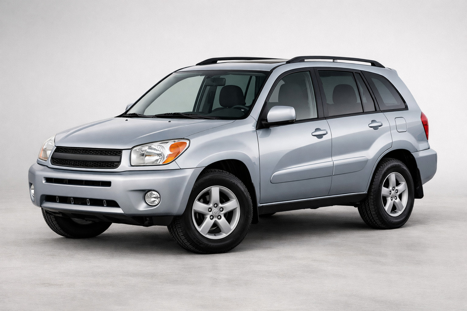 Toyota RAV4 2001-2005: ce ramane актуал astazi