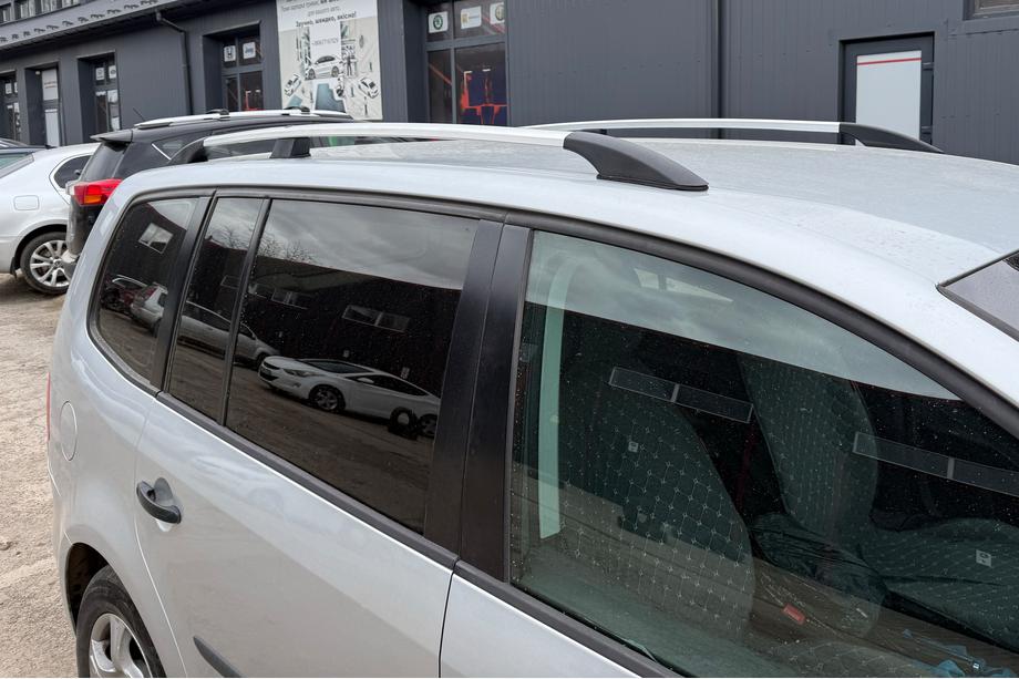 Volkswagen Touran 2010-2015 Bare longitudinale crom Image