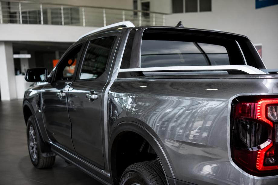 Ford Ranger 2022- Bare longitudinale plafon gri OEM (Aluminiu) Image